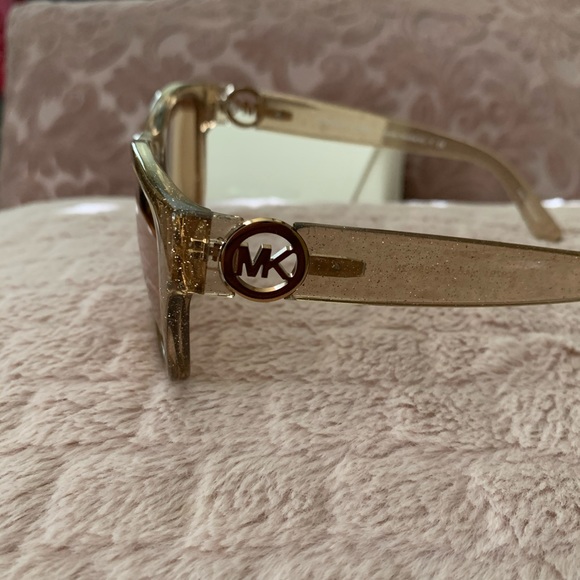 Michael Kors sunglasses - Picture 2 of 3
